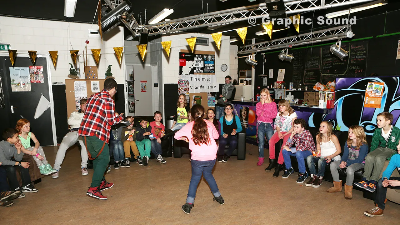 cue8peaatanv1vxwxlzjc08j1 2 14 02 10 sponsorfeest chill out 5