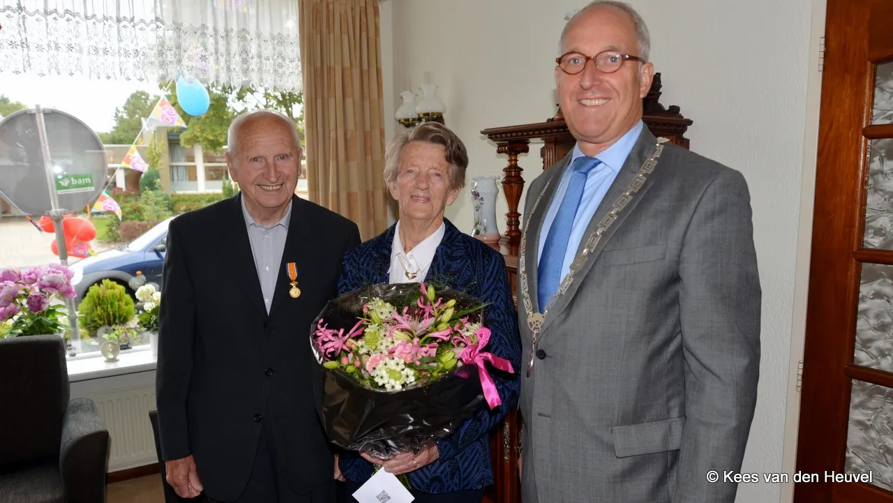 d9hb0nd025sz79vv41iobij2u 2014 09 22 zande 60 jaar getrouwd