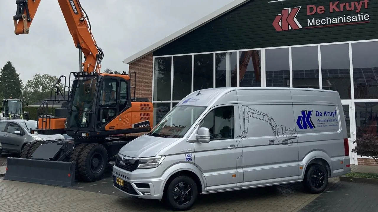 de kruyf mechanisatie heeft een nieuwe man 4