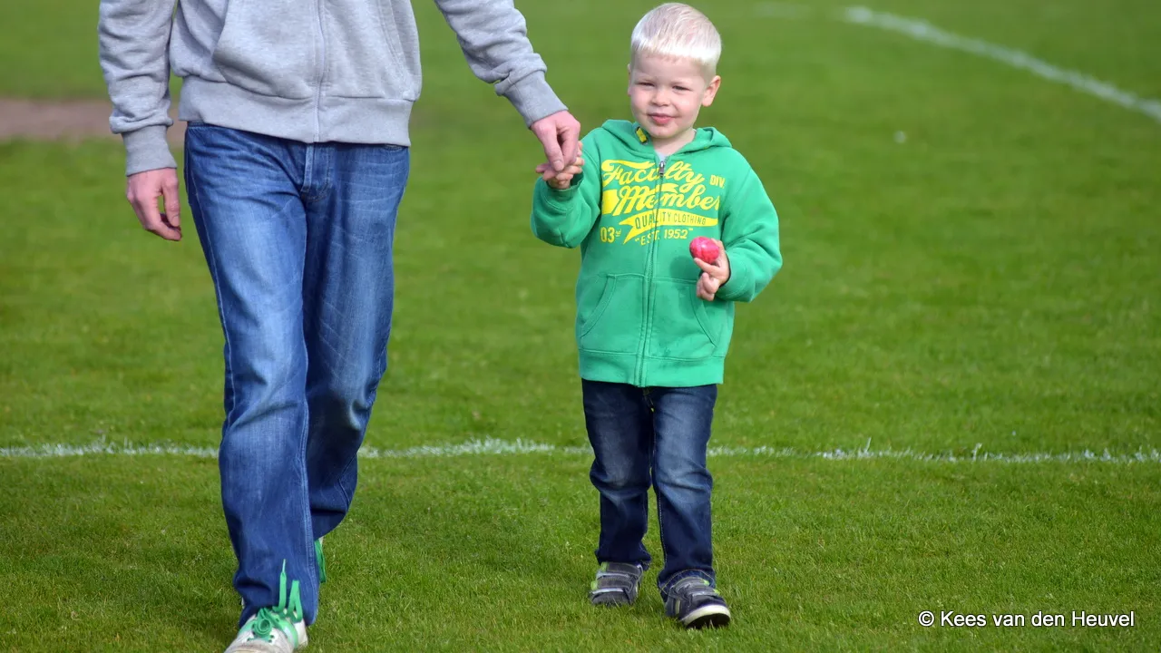 dnn7b4093u3qpat5yy1of7q1f 2014 04 21 veensche boys paaseieren 2014 k