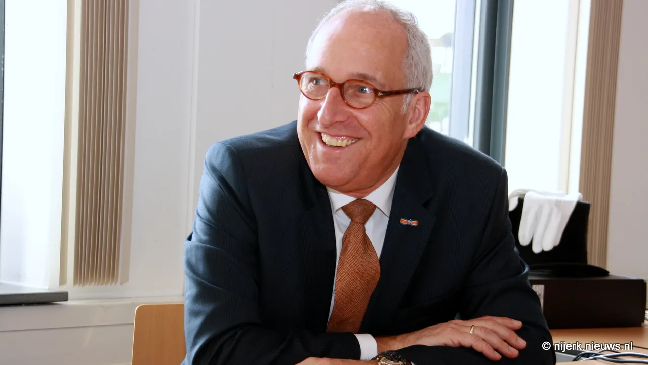 duvkd29x50i9jn14izkjfx1bx gerard renkema 3