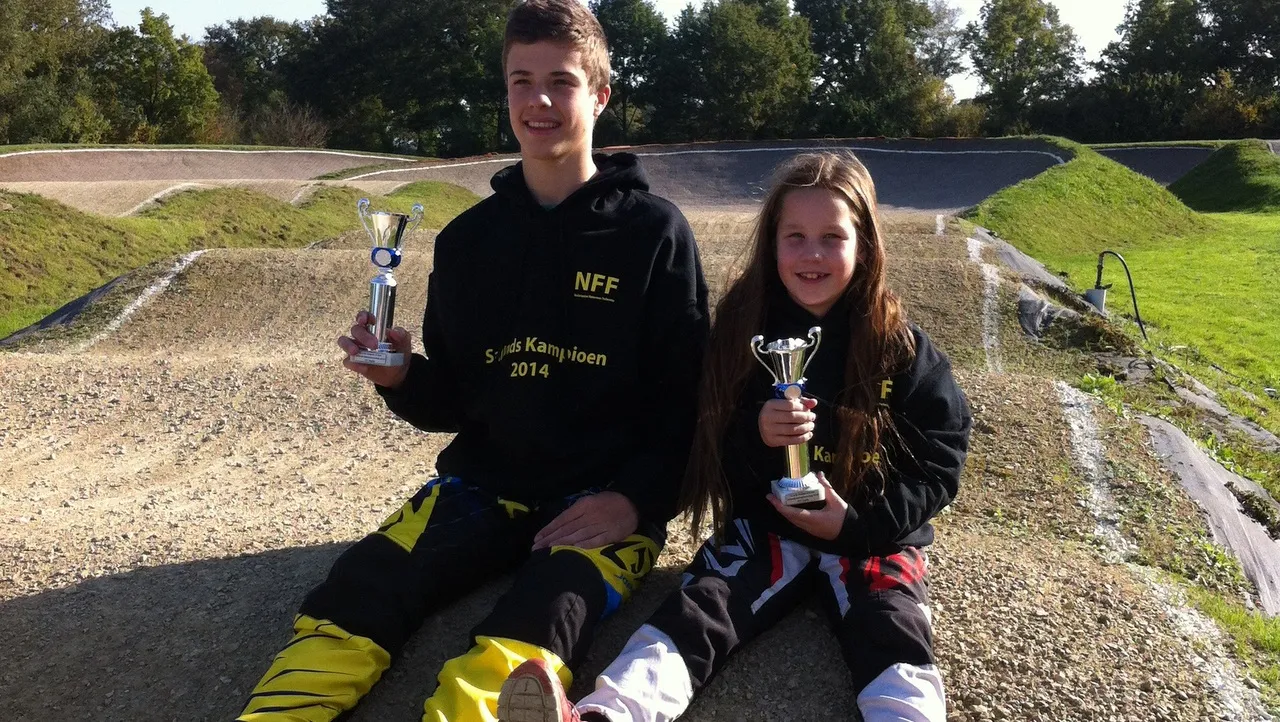 dxekx664kn2h807pzupgqpmuw 2014 10 05 ncc