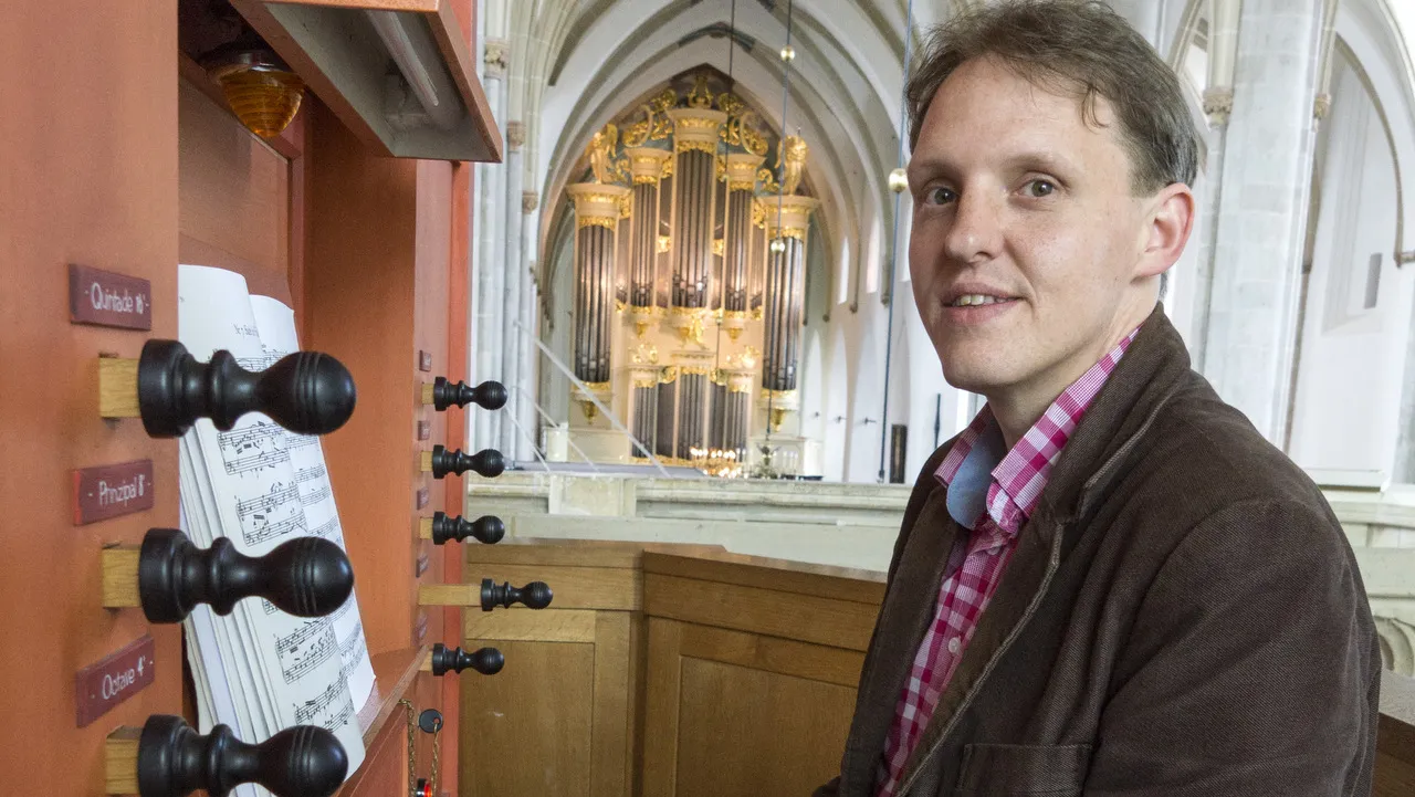 e6je51ko4mqqjuhwsq6mmiu6l 2014 08 10 organist st