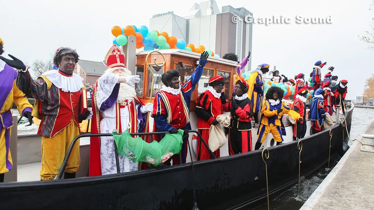 e95aksgxa6rdkgckhkzi3hm06 2013 11 16 intocht sint 25