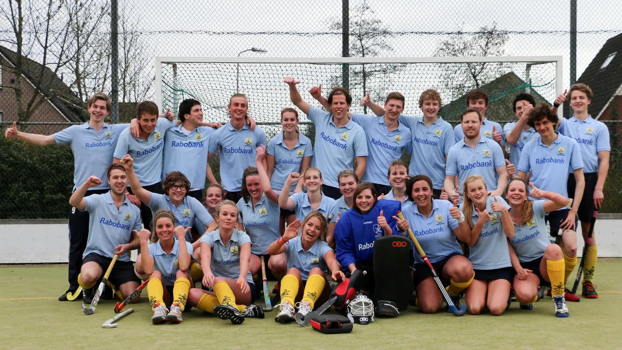 ef4evivftcyb7731ieedpzz1f 2014 03 20 mhch dames en heren1