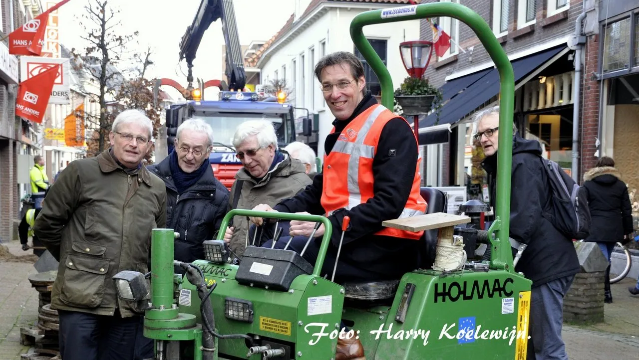 fnm51fel4aavbrhk3qeee96ga 2014 01 22 ontrommelen binnenstad 1