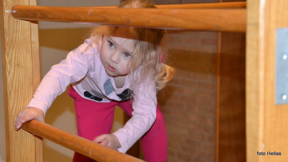 fxgy4jkczu0zcx4ijolquszya 2013 09 23 hellas