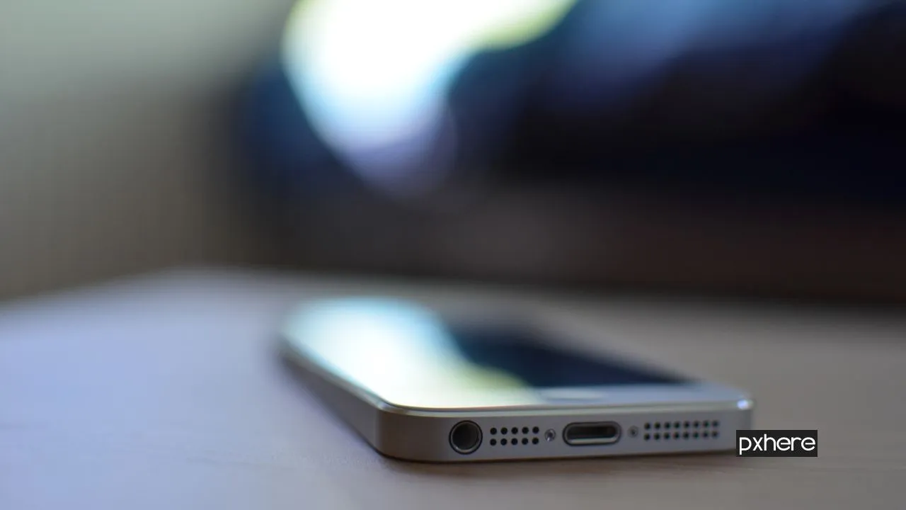 i2020 04 01 telefoon phone smartphone mobile apple technology phone 99033 pxhere