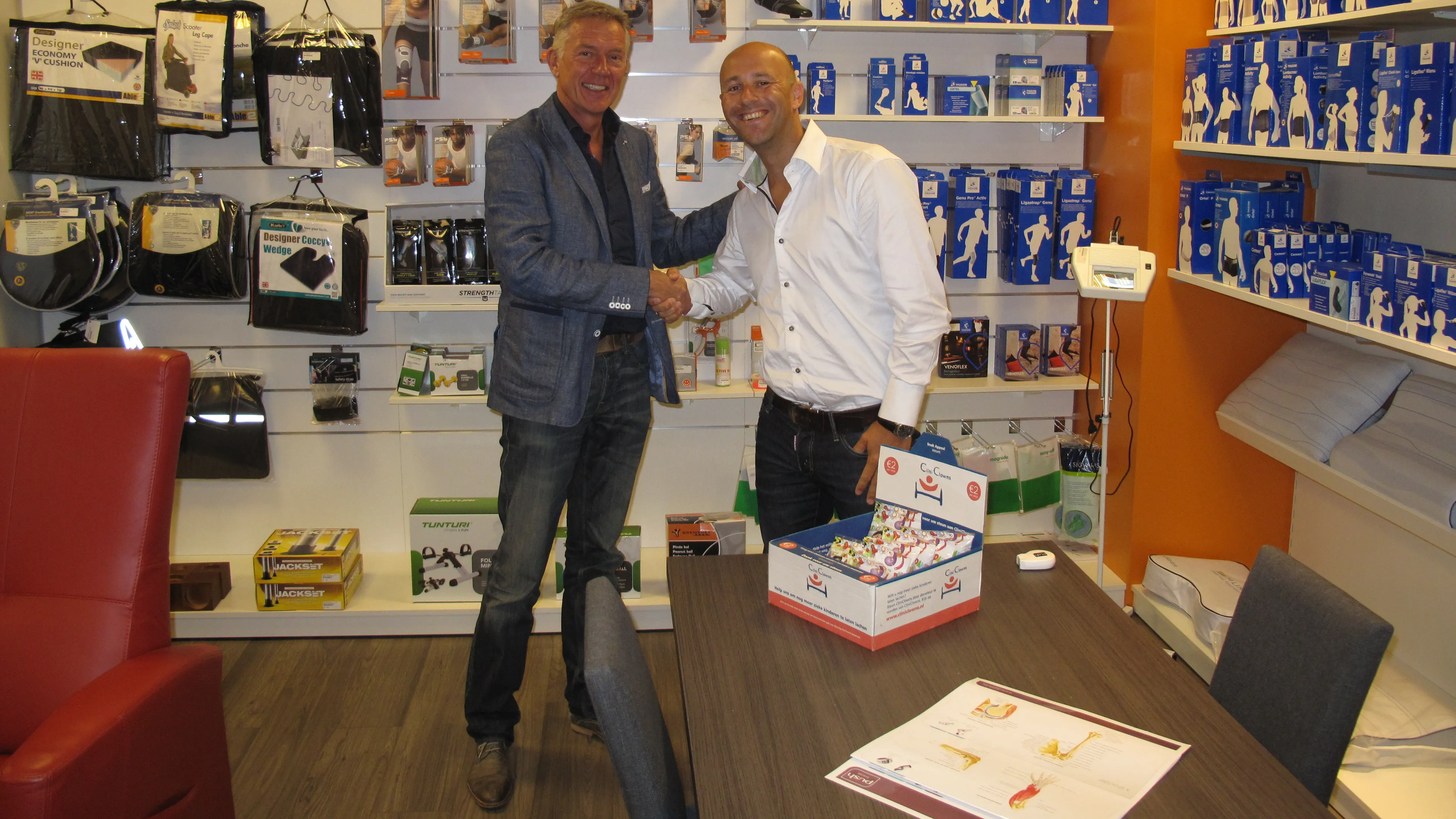 i4g47bxvajhxpa4p0c6gb8ws3 2014 08 28 ondertekening uwthuiszorgwinkel