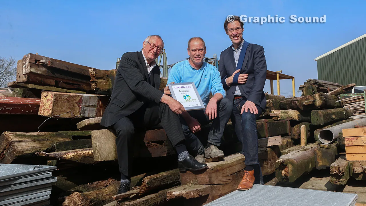 i5old8ty0w5ikss3c7jgfmmz6 2014 03 14 vdburg sloop 02