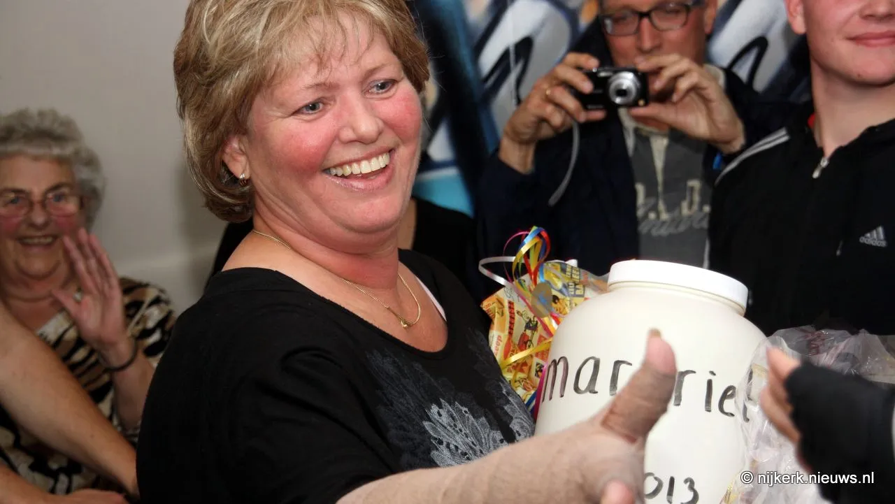 i9pviw6ofv80s0vr7ybrli0f1 2013 10 31 margriet benschop 21