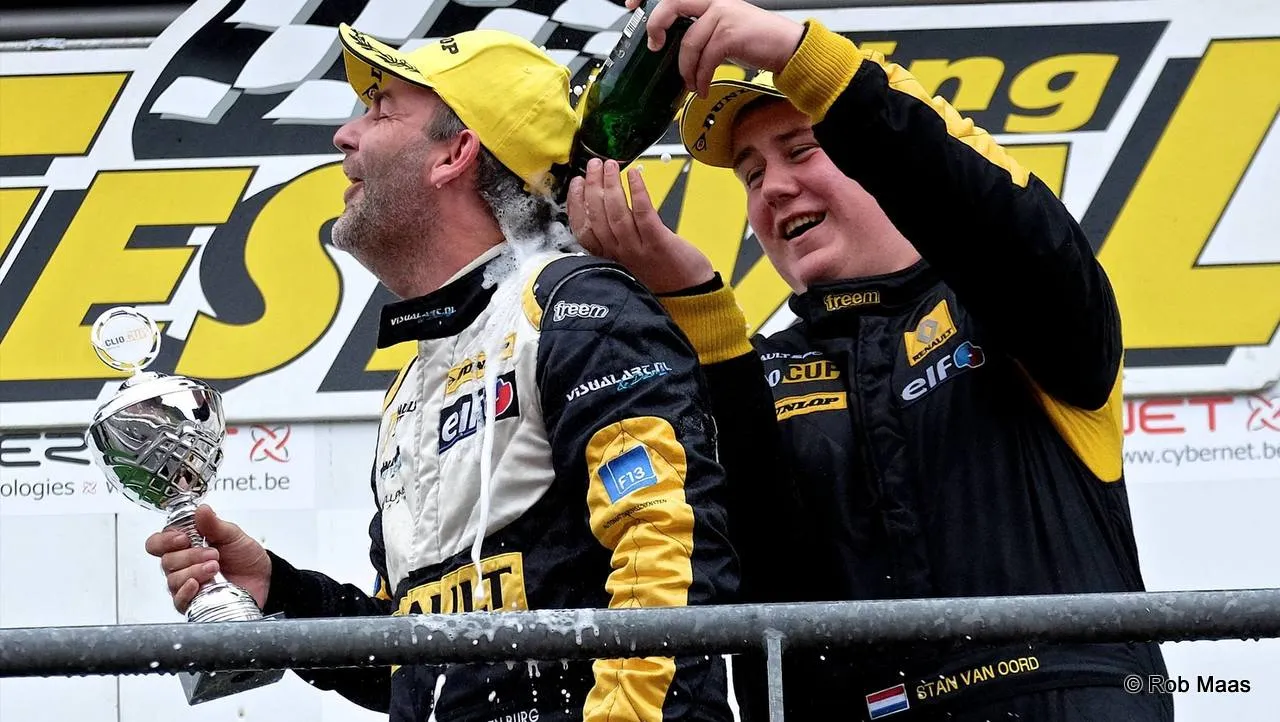 icyfvdbh6bh35ipco3irv4xqc 2014 10 07 visual art 1