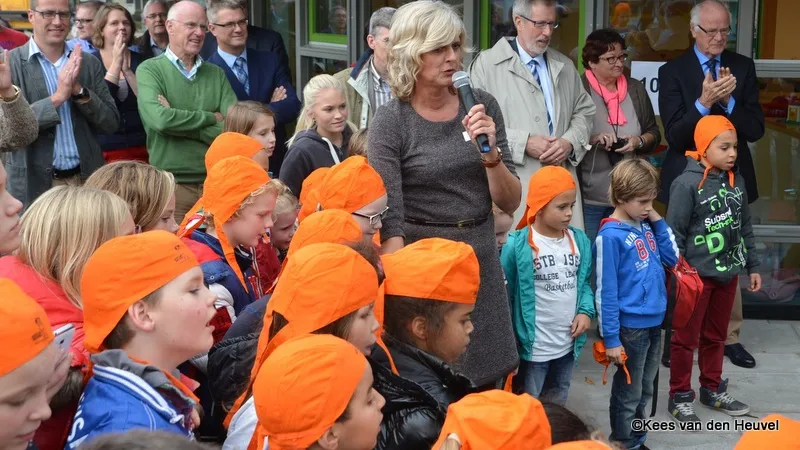 idx054cx8ibdbhhjyibz9x19b 2014 10 16 koningslinde geopend2