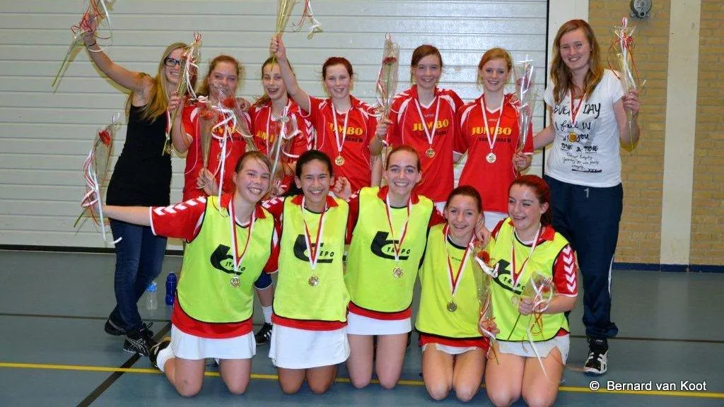 iik2yu1q2shp1ud1cj7txeyx7 2014 03 10 telstar c2