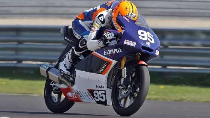 iztw2acmtk00i3vrwpsqghssi 2013 09 08 deroue 2