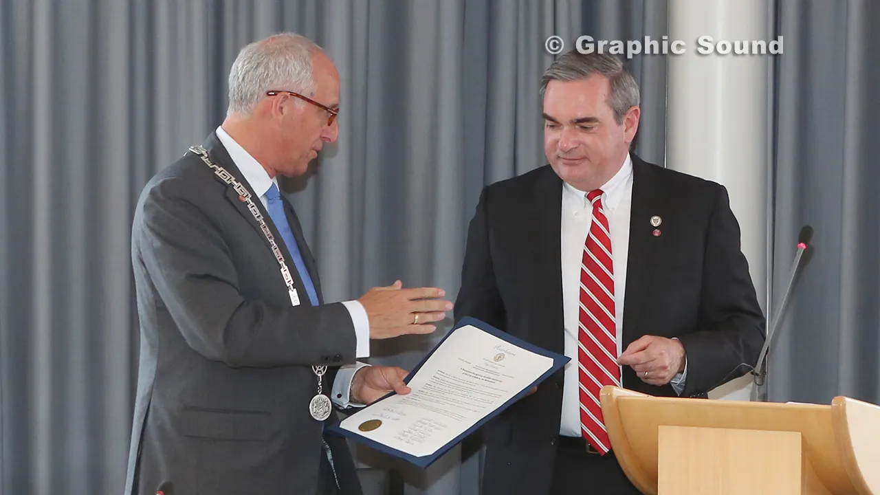 k99glsh16twdbloa3ymz73awb 2013 06 28nijerkschenectady0