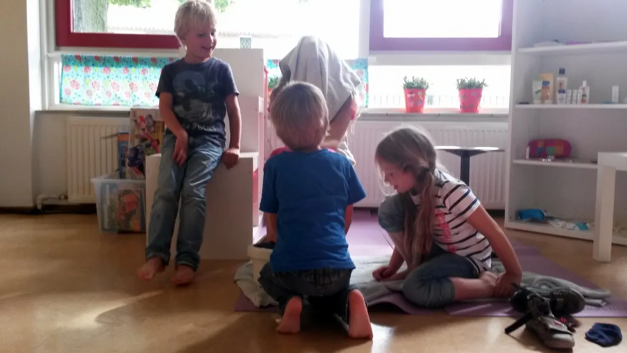 kmmfmgzz0f4k954ouhhjqyvpe 2014 07 03 villa vrolijk