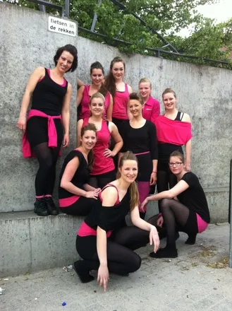 kwdbtcq8n9cmt9mzodr4gaxgy 144763