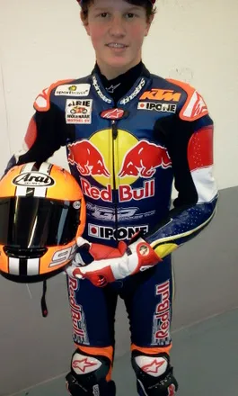 lt4xyeut5fvy403jii25djl0g 131376