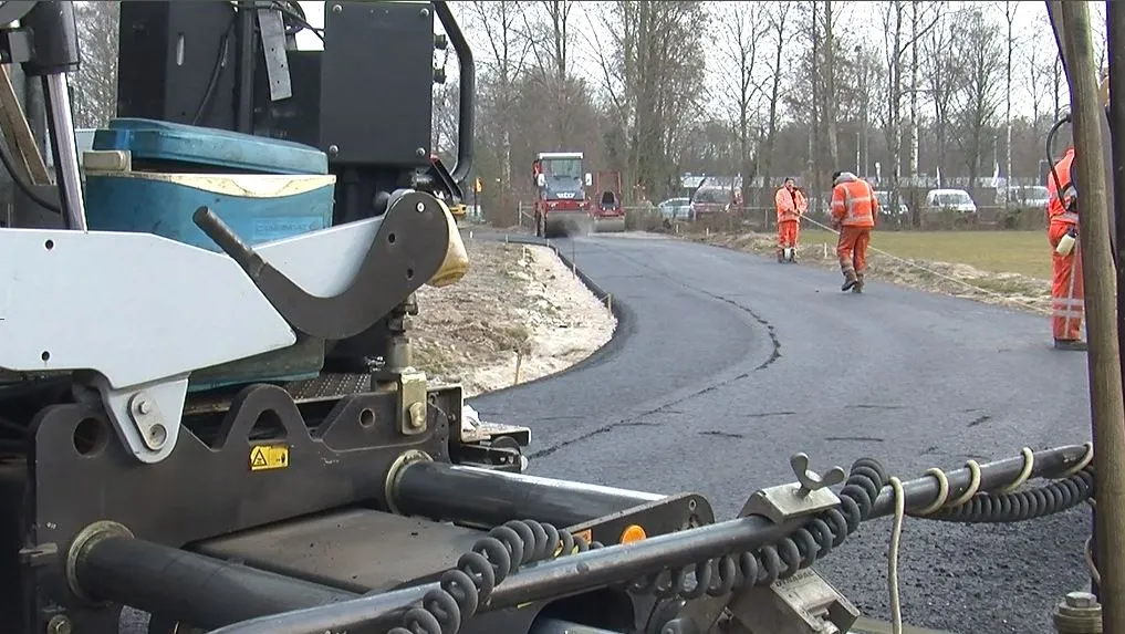 lykf78s13xmlqltl42p5kennh 223951