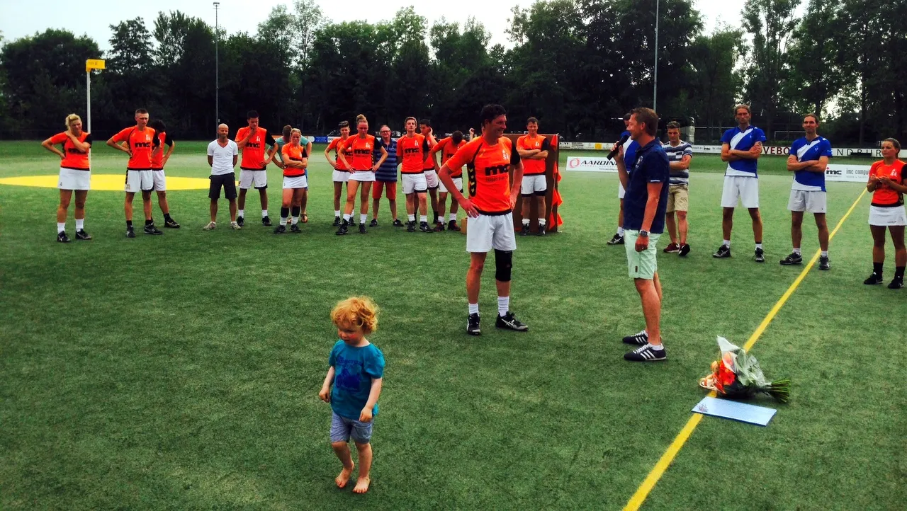 m4siplbrrfmk9hrh92udkipdr 2014 06 16 de bruijne