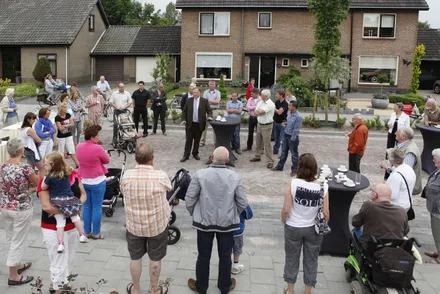 mcubdk7d518ypvph80weenz1y 146727