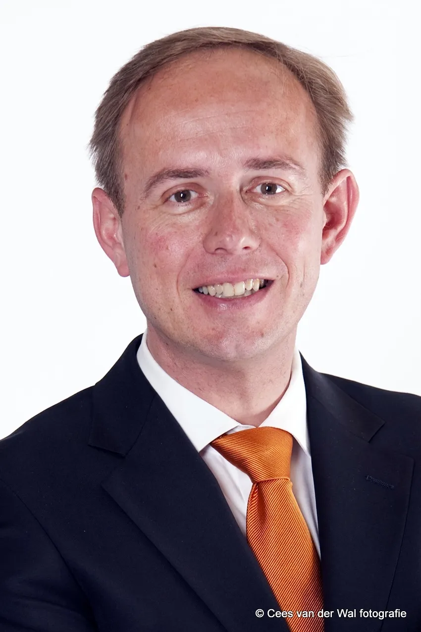 nf3ibjkrb6336v2gi77rqf3vb 2014 04 10 kees van der staaij