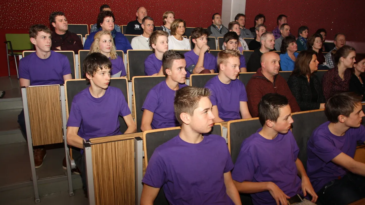 ocv6mt4jubsb22kkocewbyxz5 2013 12 17 corlaer cycling 1