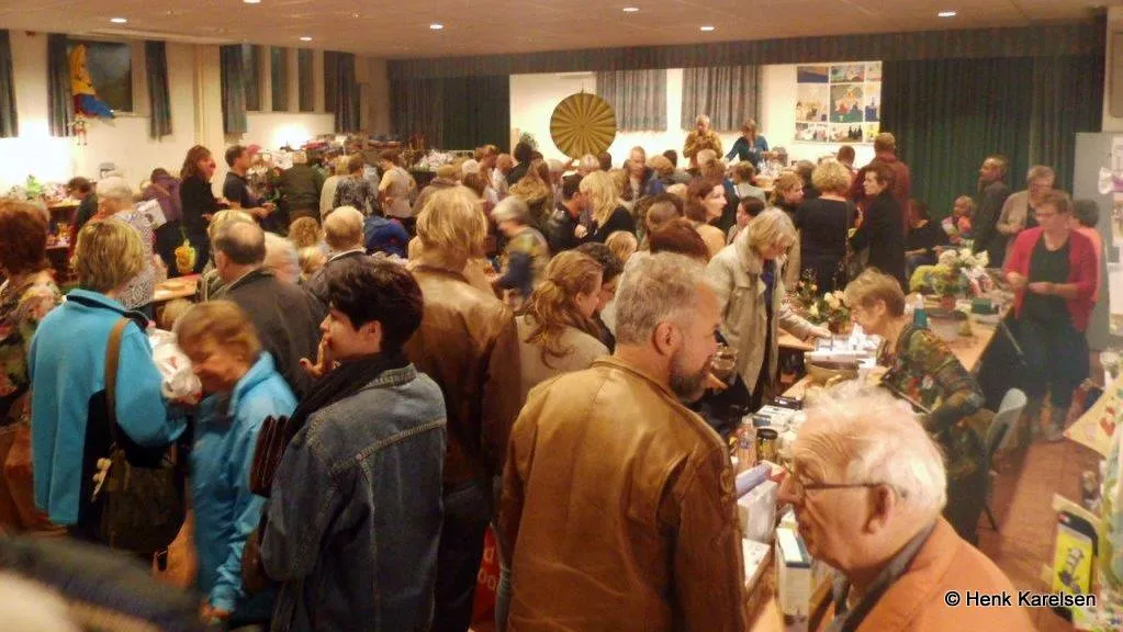 oi09daioipzotou7uz44hptma 2014 11 01 bazaar kruiskerk 002