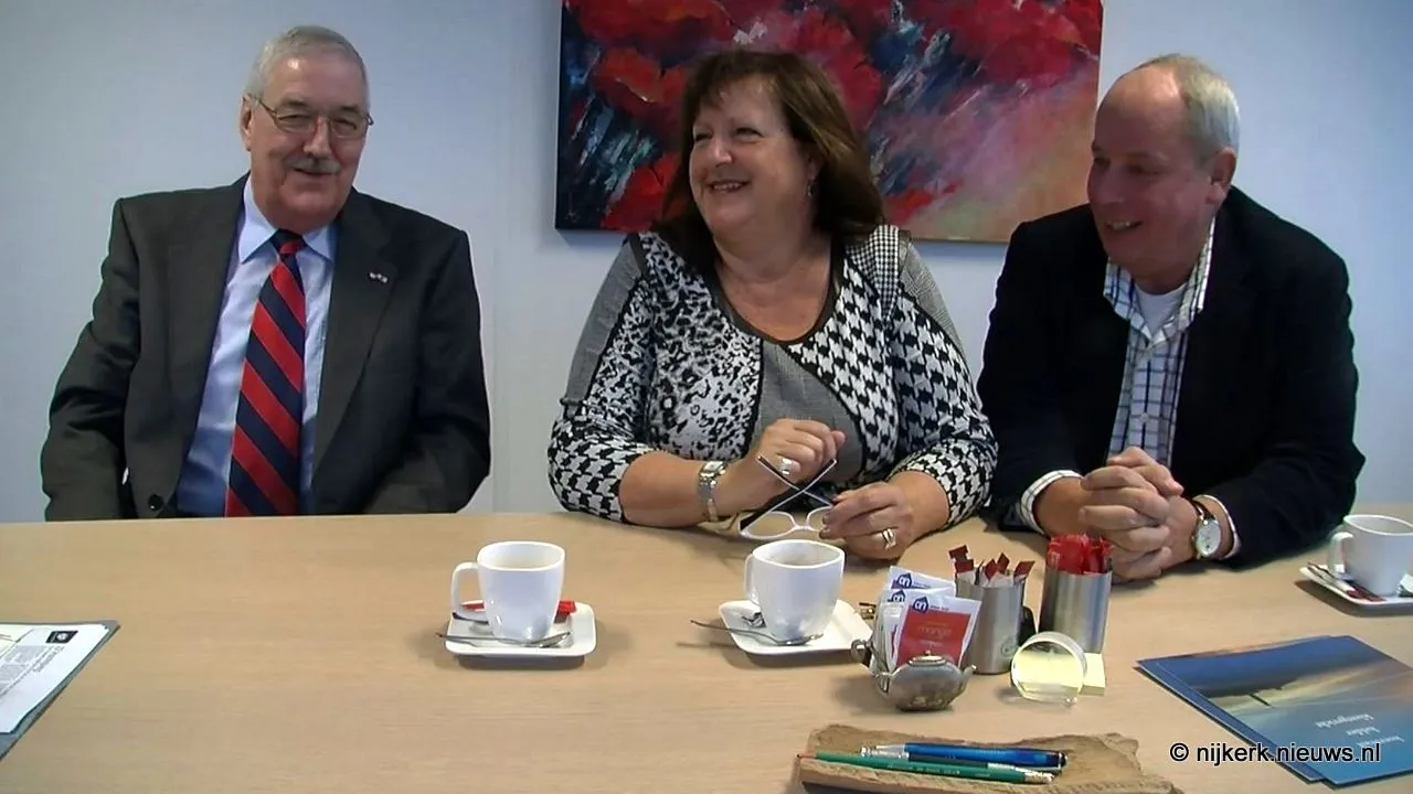 omzsu0in4vpii9ai52a9b9j54 2013 11 007