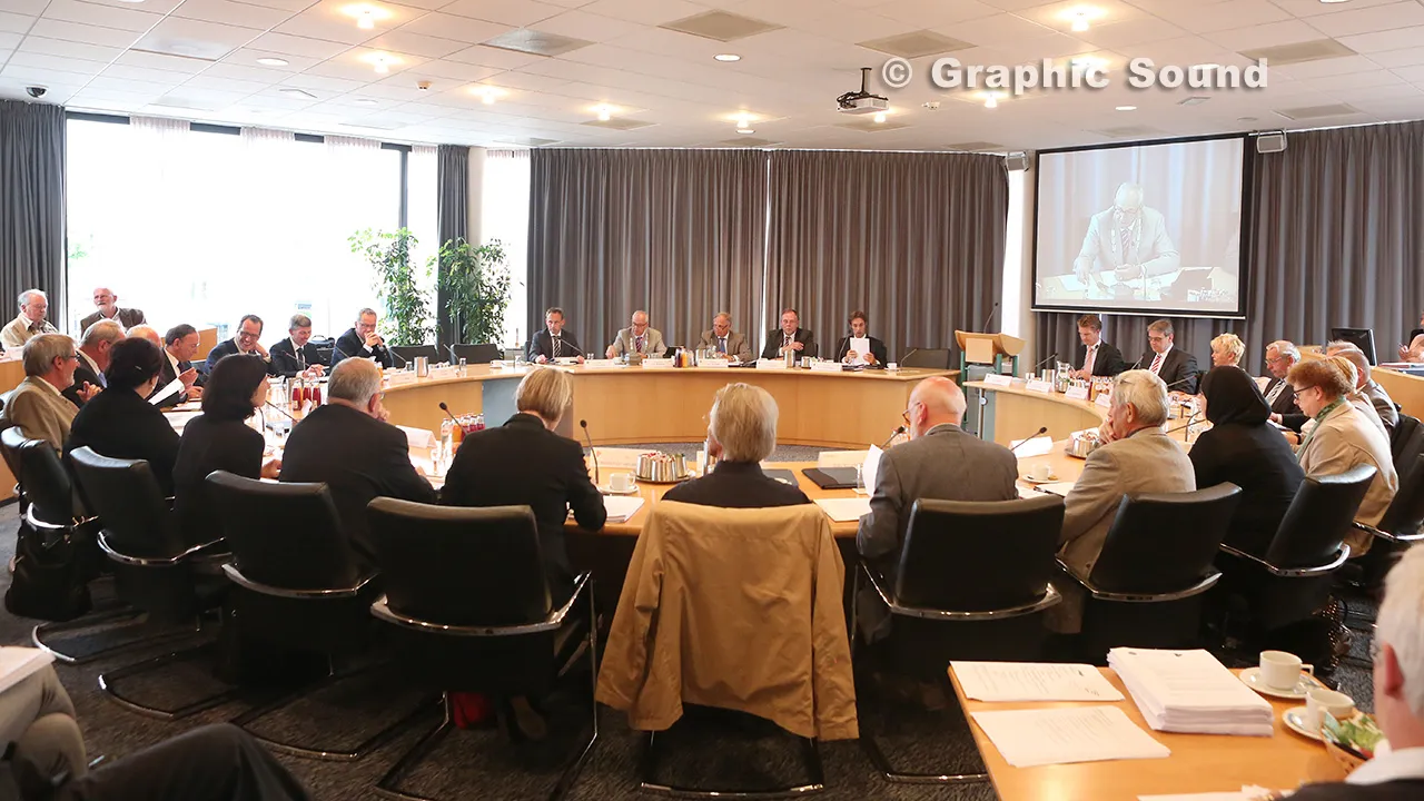 otqsiug60k8bzyxkomrk0h37d raad totaal 2