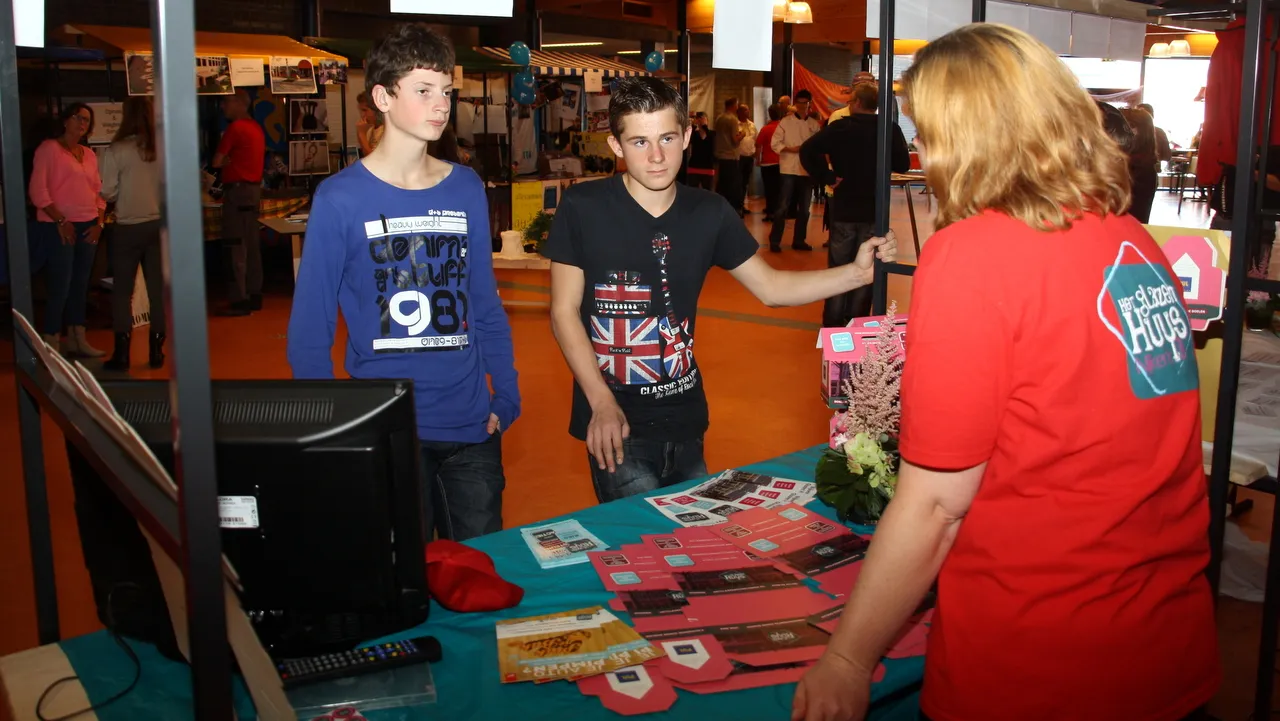 ozljhzda286zkvy66n1zaog3c 2013 10 03 stagemarkt 2