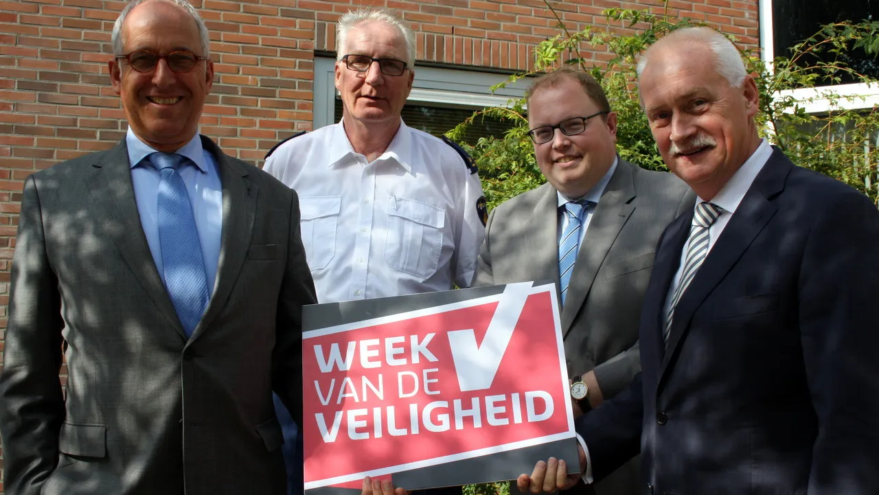 p0ecllks40o6bajvsk5137hda 2014 09 30 burgemeesters week van de veiligheid