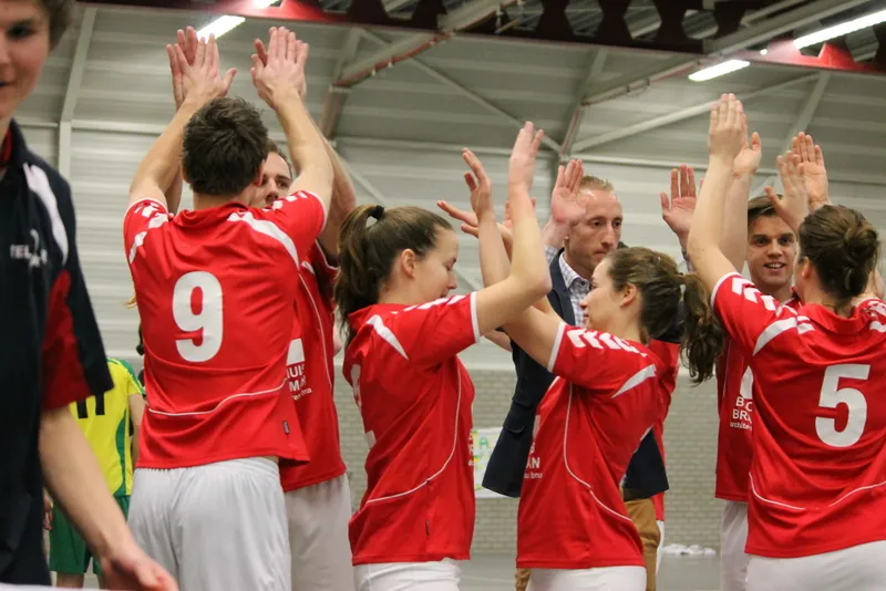 p900zkzjbsqaznxy3cj3p3vbi 215889