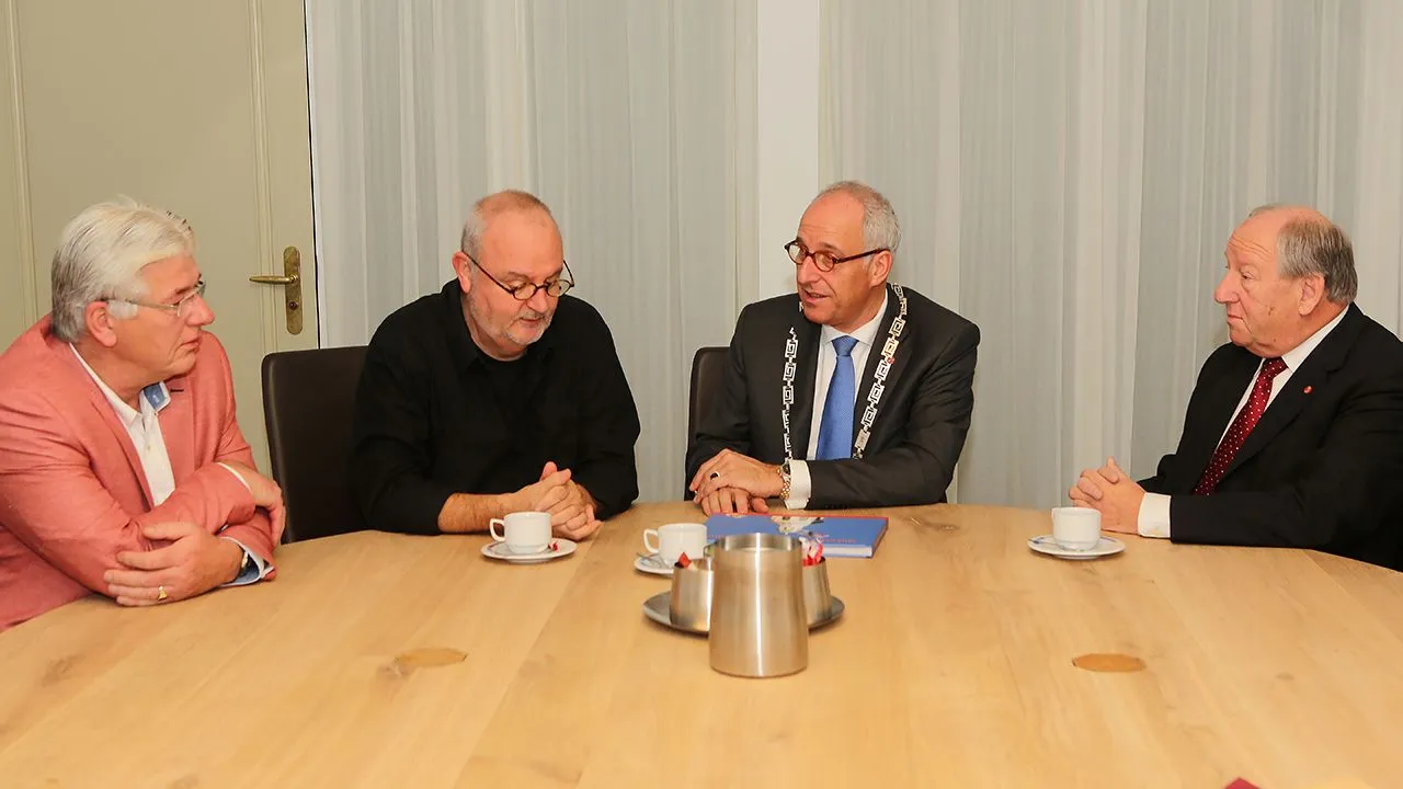 px61k27yoizs1f2tgplcw5hnm 2013 11 15 nijkerk600 in beeld en geluid 05