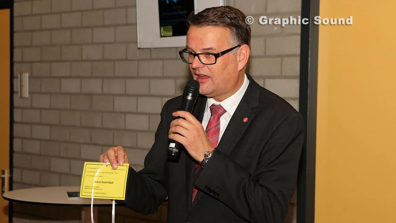 py0zrpio8xp5cisfmg887feiq 2013 11 14 accent fotoexpositie 02