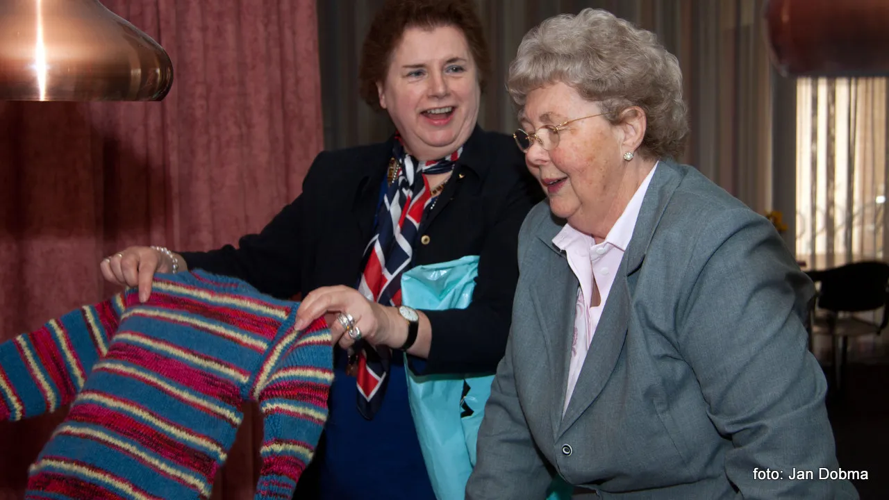 q09ferfa95ehzg53jw74zlw8b 2013 10 27 uvv breiwerk 2