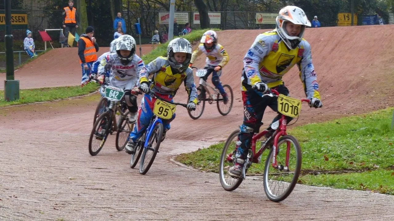 q2xyfqcu7b8iyag4d8vt4j7i9 2014 11 17 mncup 1