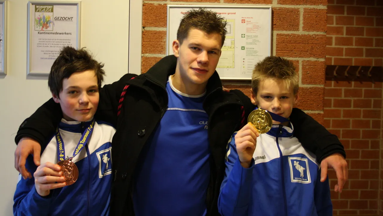 qmelr61904ffuwad5qp7in2tt 2013 12 17 dave visser joey tigon renes frans odijk toernooi 20