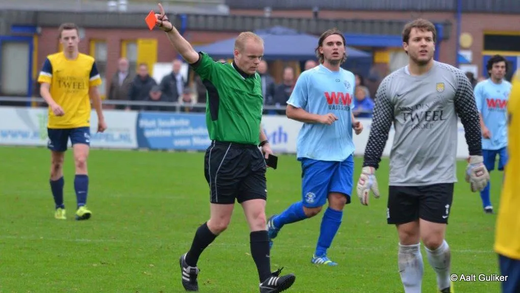 qvlg4jm8mb7xuratx2fniye7k 2013 11 02 nsc 1