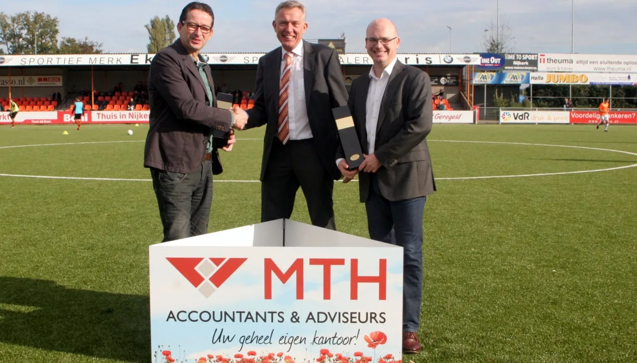 rhbzhbvhrkz098fu2zondfvpz 2013 11 04 mth