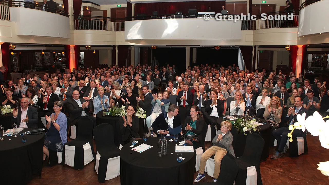 rr875ug3xzheomk3vwopz2n3j 2014 04 07 business event 010