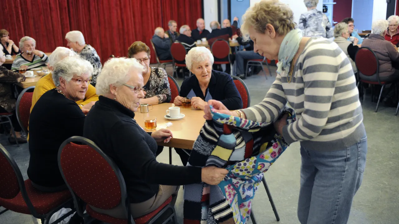 rv0jl3idwe56jb5f2iriox2al 2013 09 07 uvv1425