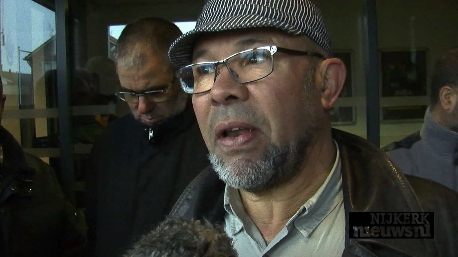 rzjz9ro16zhcydsvam0b3ssxp 2014 03 22 laghmouchi