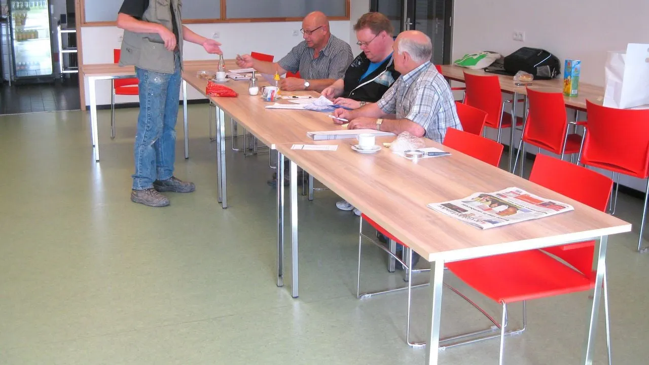 standaard nijkerk los verkiezingen stemlokaal stembiljet stemhokje stemmen foto ziko van dijk cc by sa 30