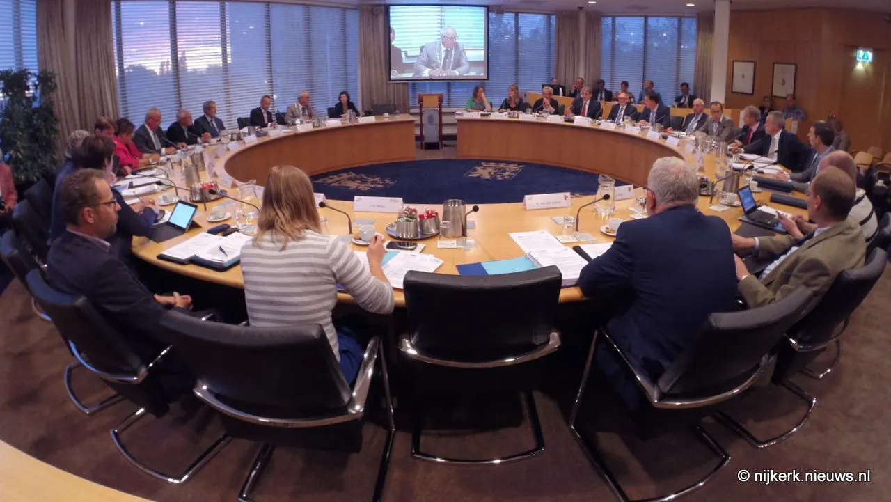 standaard nijkerk politiek raad totaal 3