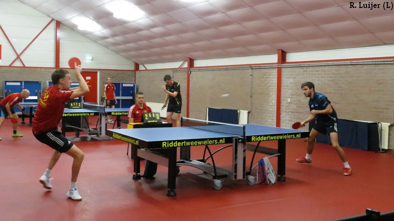 standaard nijkerk sport rega luijer