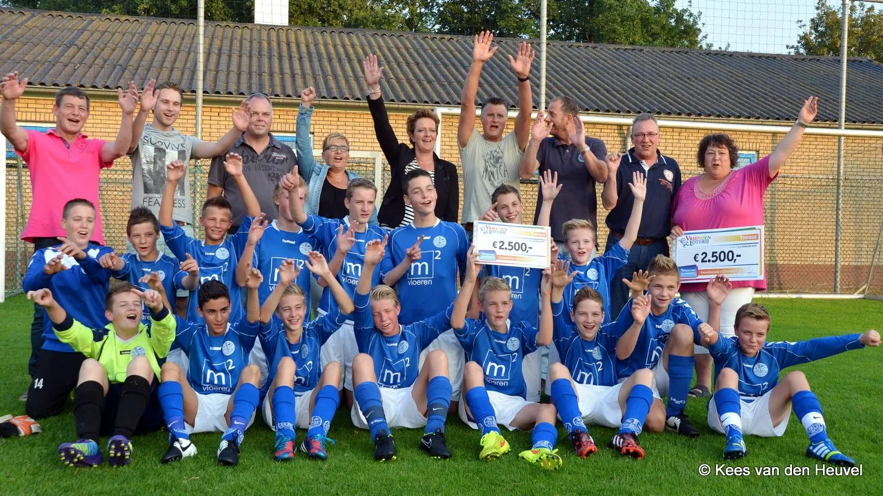 t3o2pfuzv3es30p8vtvr82b15 2014 09 05 veensche boys vriendenloterij 2