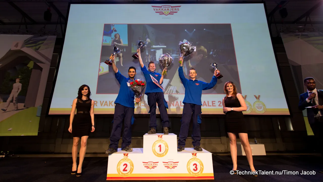 u9amo33wjucd6k7fbuur489or 2014 03 22 elektrotechniek