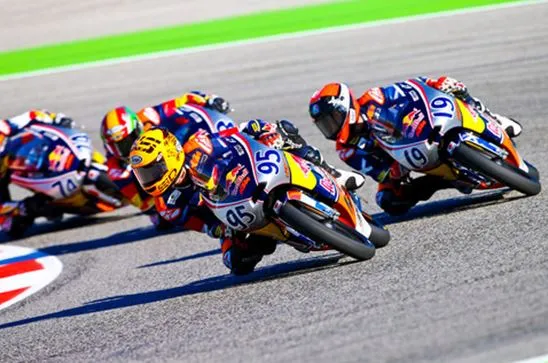 ux80ycbudaior5x1fapnzyihs 2013 09 14 deroue